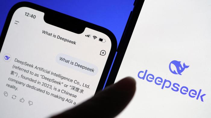 FILE PHOTO: The logo of DeepSeek is displayed alongside its AI assistant app on a mobile phone, in this illustration picture taken January 28, 2025. REUTERS/Florence Lo/Illustration/File Photo
