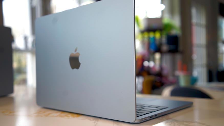 Apple MacBook Air M4