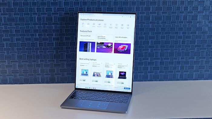 A photo showing the 18-inch screen on Lenovo's codename Flip concept in its full glory. 