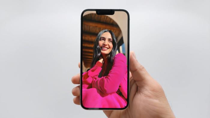 iPhone 16e